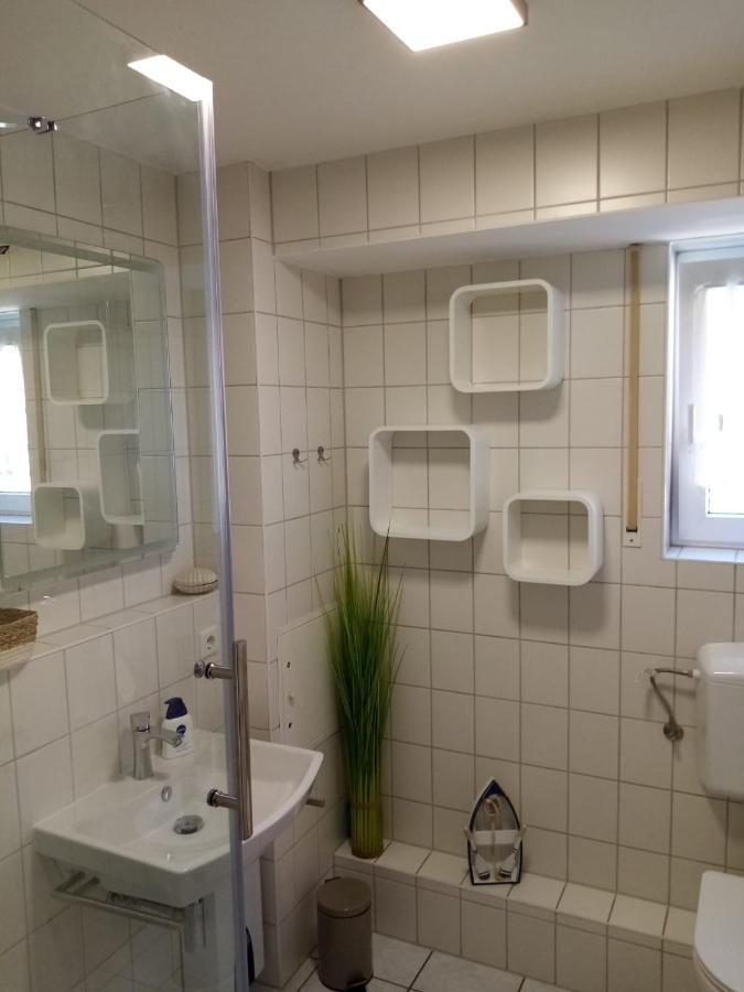Ferienwohnung Schaabe Breege Ngoại thất bức ảnh
