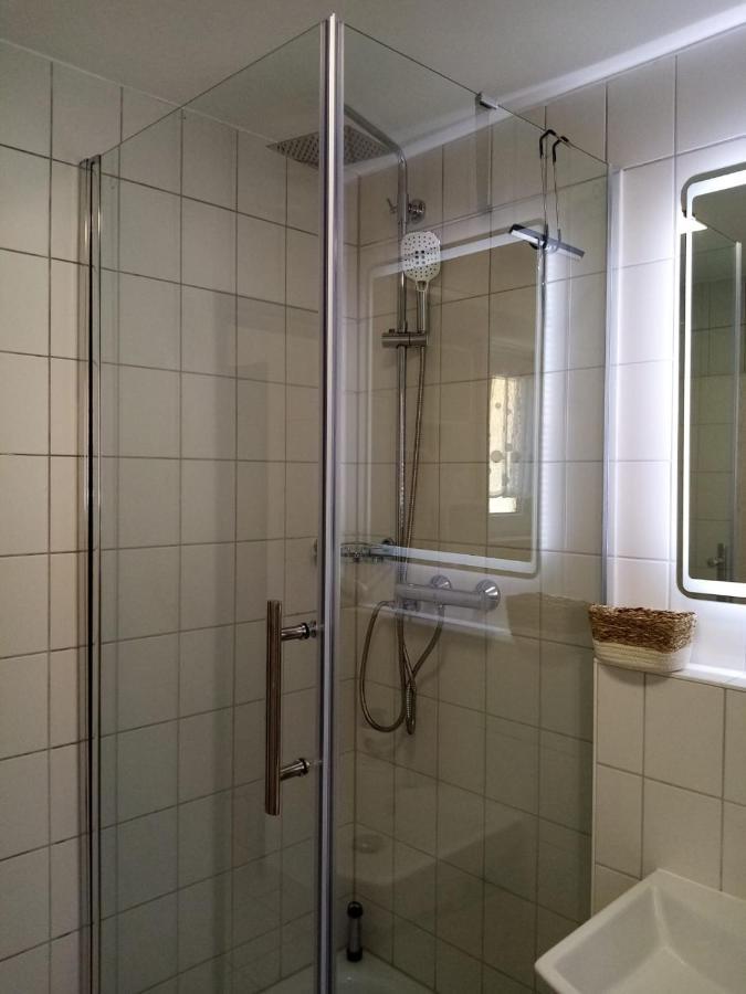 Ferienwohnung Schaabe Breege Ngoại thất bức ảnh